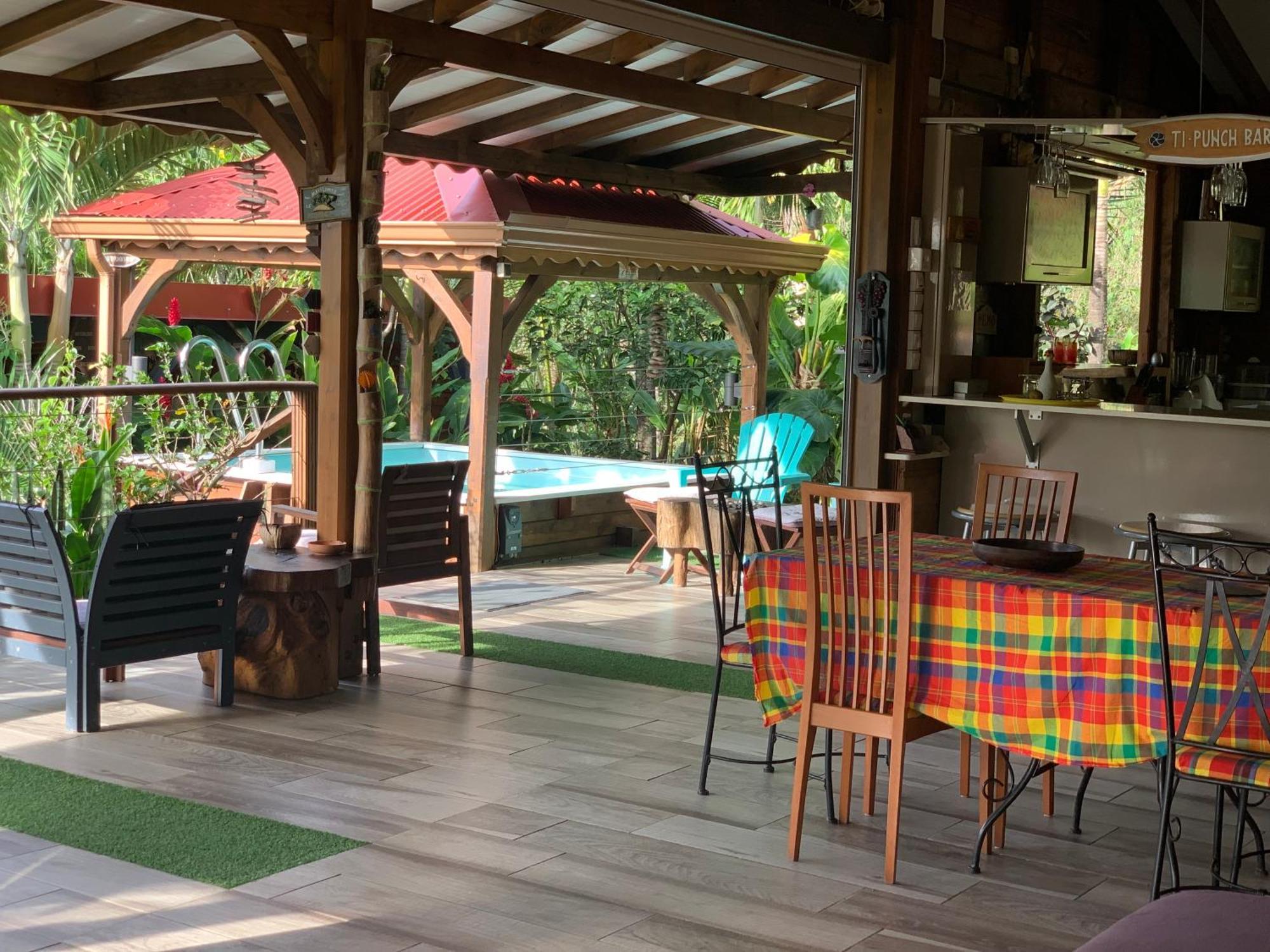 Les Ilets Caraibes Vue Mer Bouillante Kültér fotó